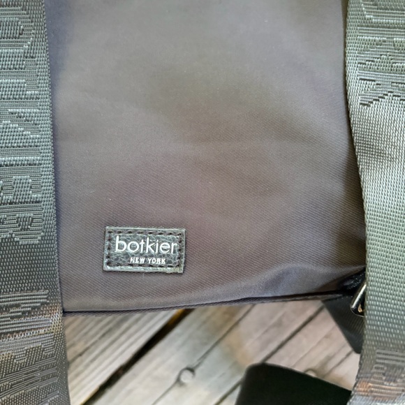 Botkier New York Trigger Mini Backpack - Picture 5 of 6